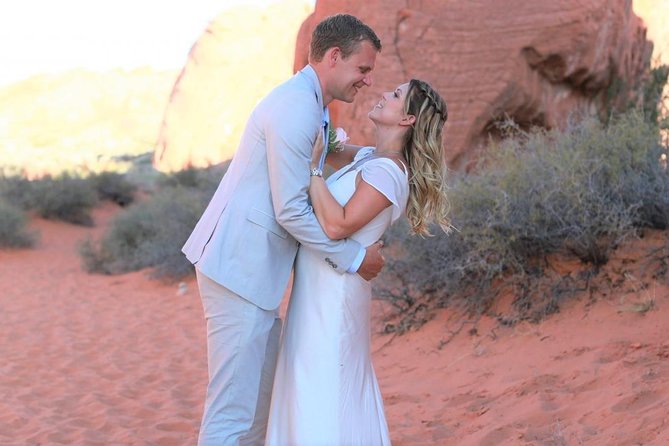 Valley of Fire Wedding by Private Limousine - What the price includes, and what it leaves out