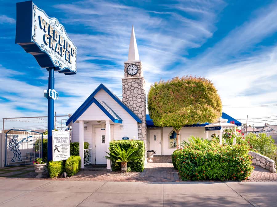 Vegas: Elvis-Themed Graceland Chapel Wedding or Vow Renewal - Timing, access, and small practical details