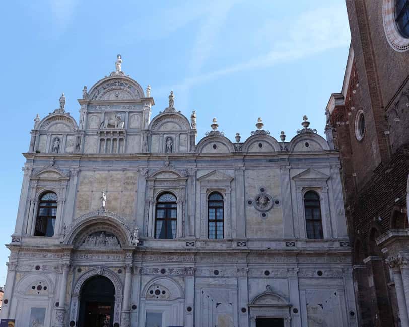 Venice: Winter Walking Tour & Romantic Gondola Ride Upgrade - A VR view of Venice’s glorious past