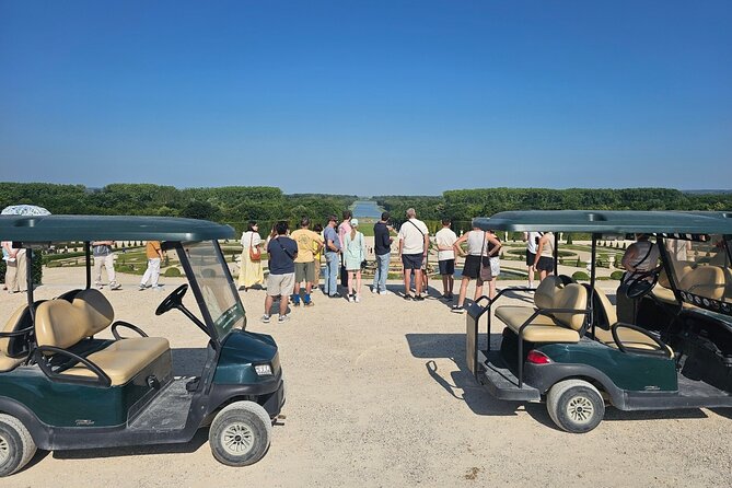Versailles Golf Cart Guided Tour and Romantic Boat with Champagne - Timing, meeting point, and group size