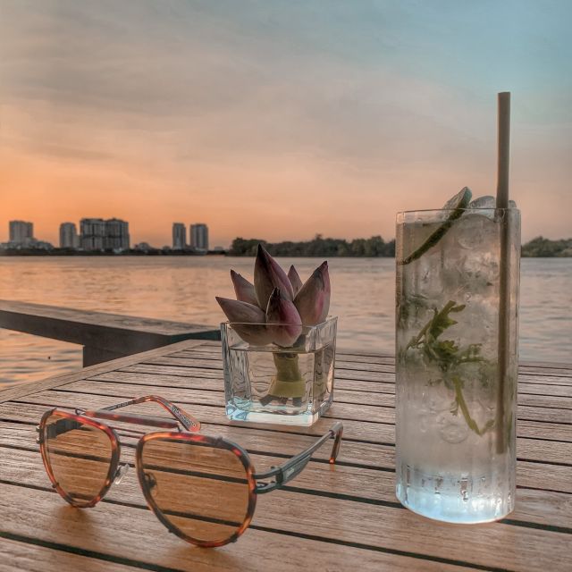 VIP Tour Enjoy Romantic Sunset by Speed Boat Free Cocktail - Group size, comfort, and safety