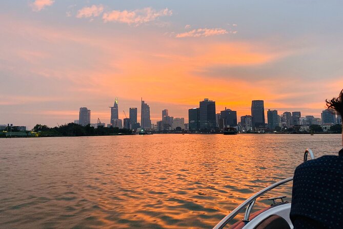 VIP Tour in Saigon: Romantic Sunset Cocktail by SpeedBoat - The speedboat ride and river views