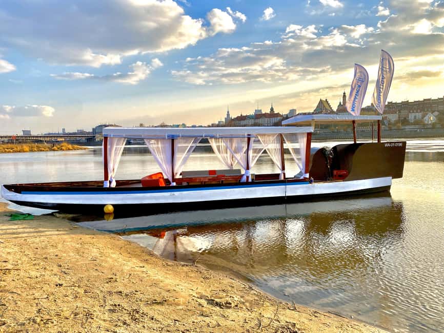 Warsaw: Romantic Cruise with Prosecco–Birthdays & Proposals - The final 15 minutes toward the Prague bridge