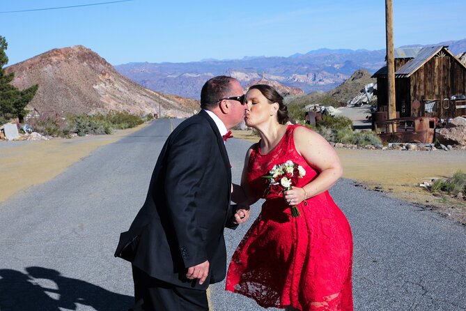 Wedding Ceremony: Nelson Ghost Town - Who will enjoy this ceremony most?