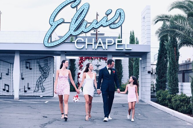 Wedding Renewal Experience in Las Vegas at Elvis Chapel - What happens during the one-hour appointment