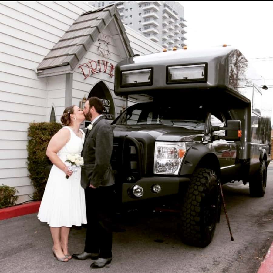 World-Famous Drive-Up Wedding in Las Vegas - Who should book this Las Vegas wedding