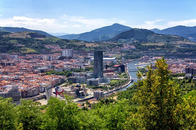 Year of Love in Bilbao: Self-Guided Romantic Puzzle Quest - Starting at Parque Doña Casilda Iturrizar