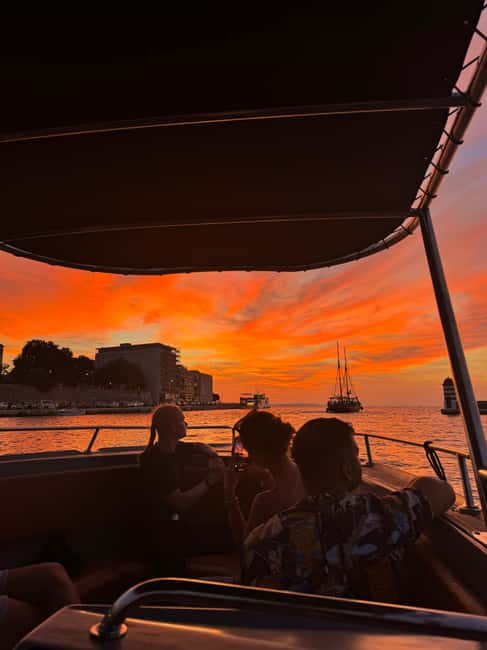 Zadar: Romantic Luxury Sunset Boat Tour with Aperol Spritz - Is $30.25 a Fair Price?